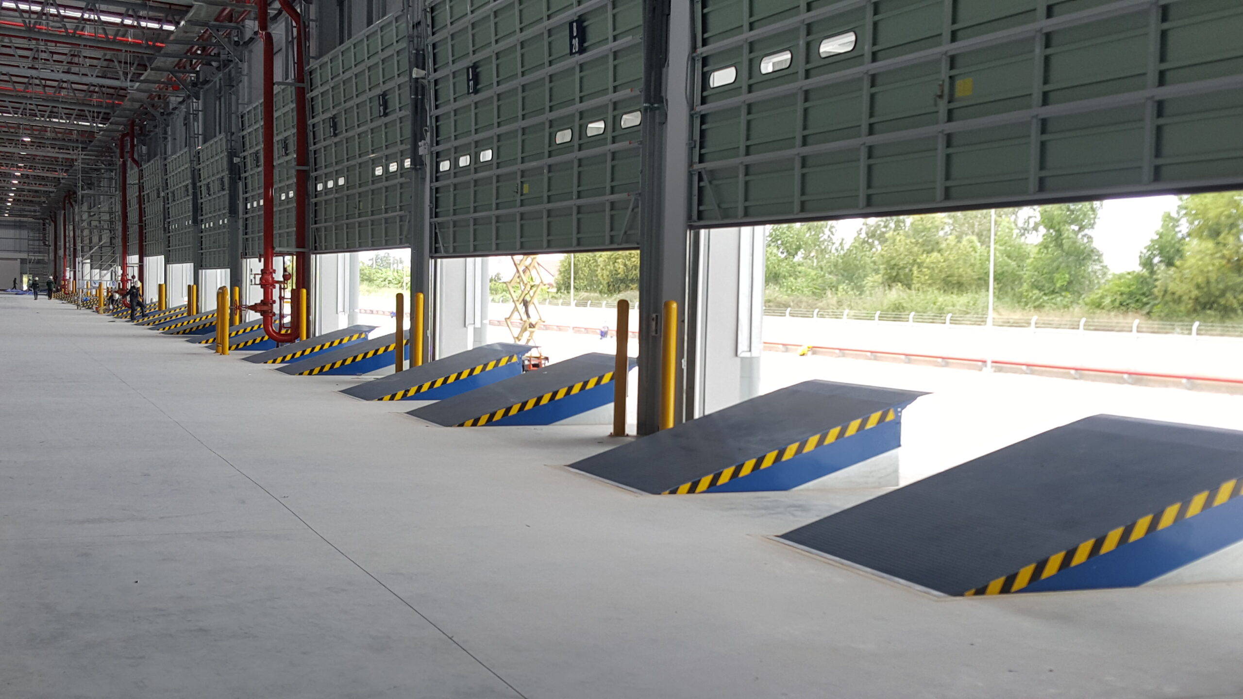 Dock leveler